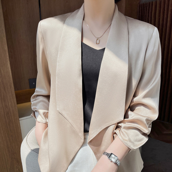Elegant casual design three quarter sleeve cardigan 31