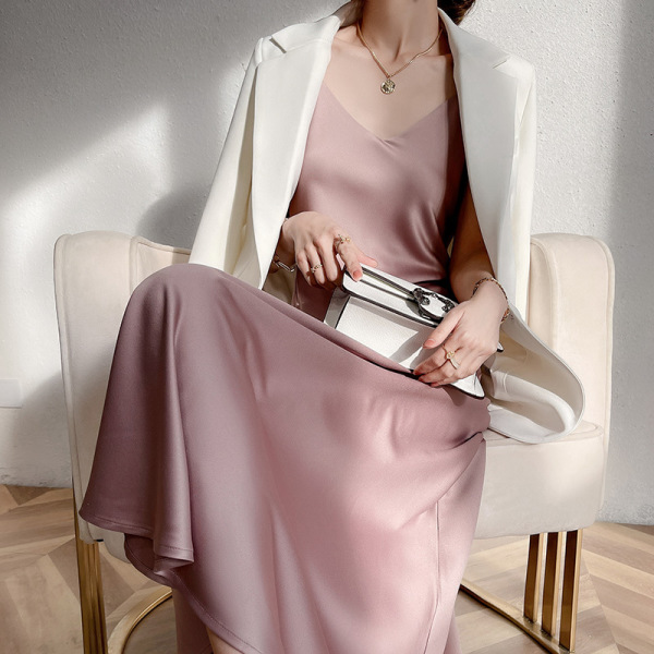 Miss Sister's suspender dress with French dress 19