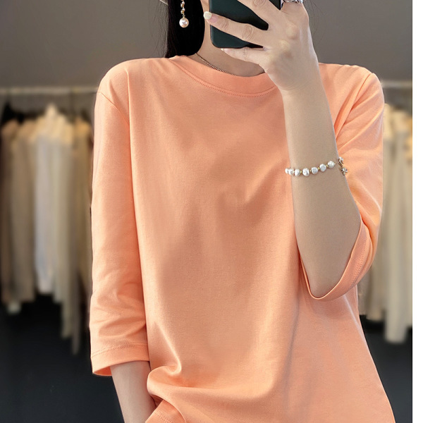 Round neck cotton three quarter sleeve T-shirt looks slim 135