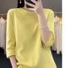 Round neck cotton three quarter sleeve T-shirt looks slim 135
