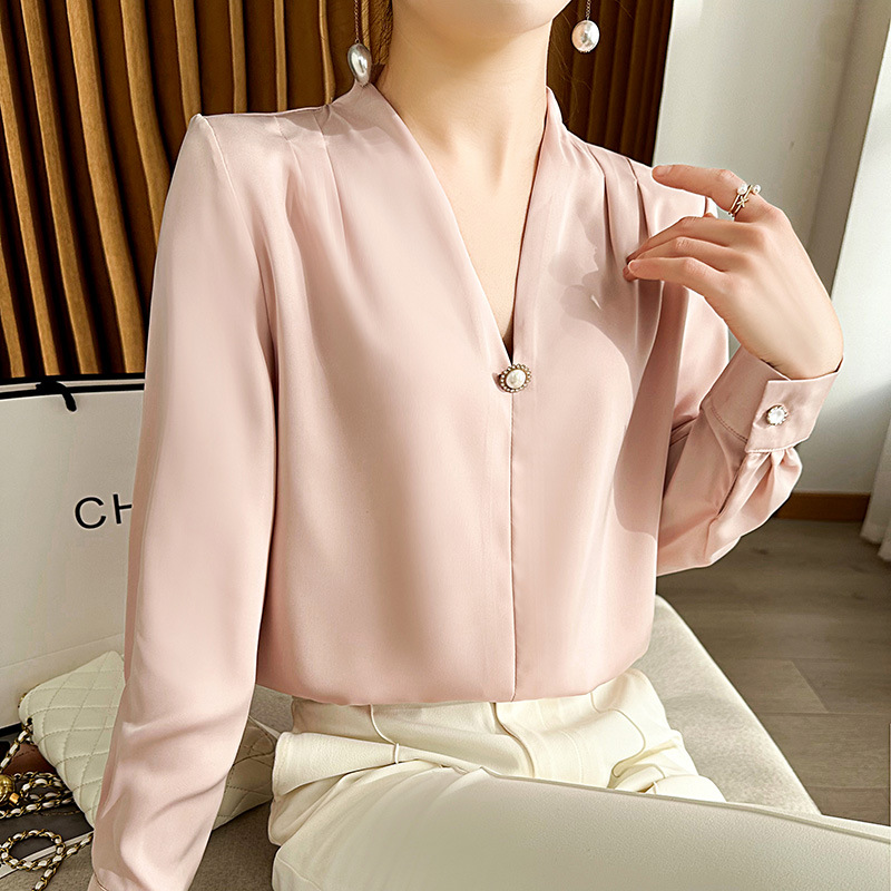 Shirt fashion temperament V-neck long-sleeved loose pearl buttons 146