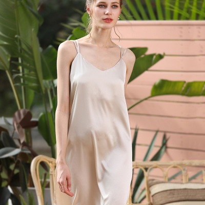 V-neck satin bottoming vest long skirt knee length 109