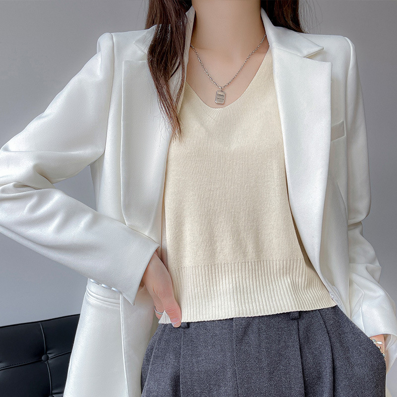 v-neck suit bottoming shirt inner layer top outerwear 99