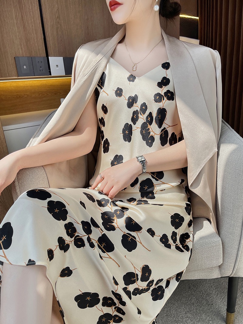 V-neck suspender floral dress 73