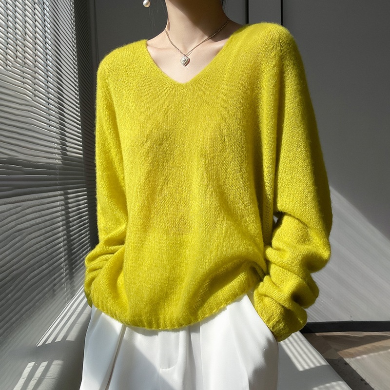 Women's V-neck Silk Lightweight Knitted Blouse 68